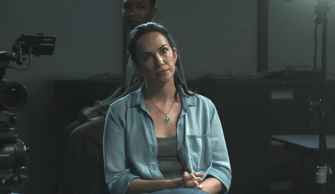 Carrie, série de 2026, tem a Adelaide como personagem misteriosa que controla a história, segundo Kate Siegel. É impres…