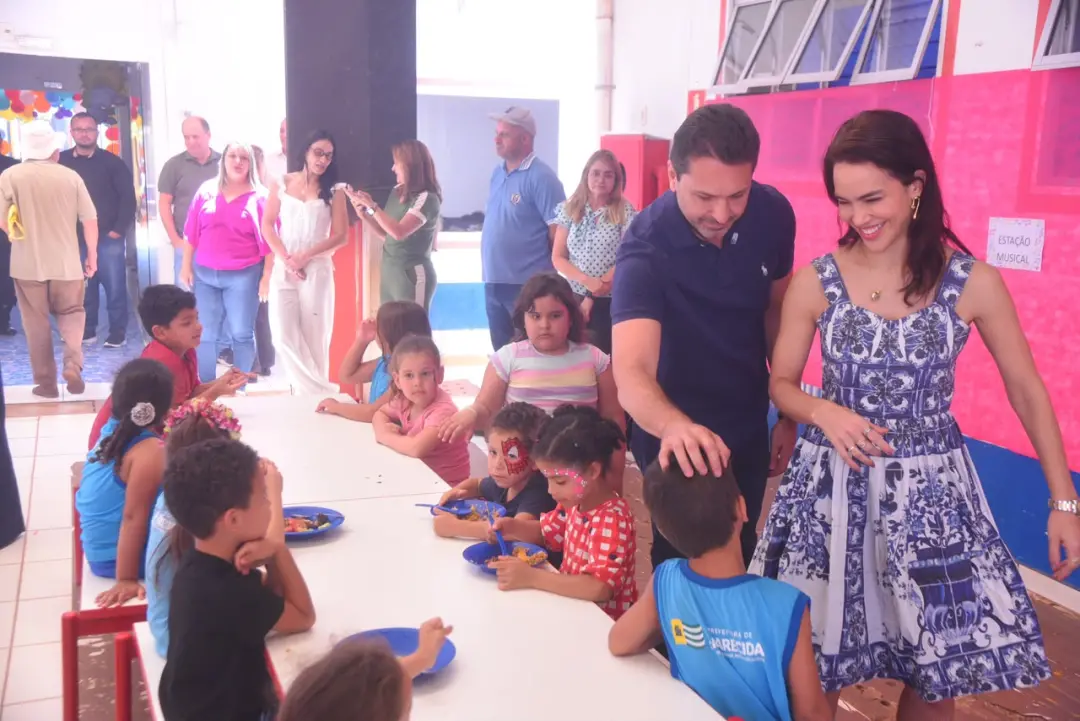 A Prefeitura de Aparecida preparou cardápio especial para os 55 mil alunos da rede municipal na semana do Dia das Crian…