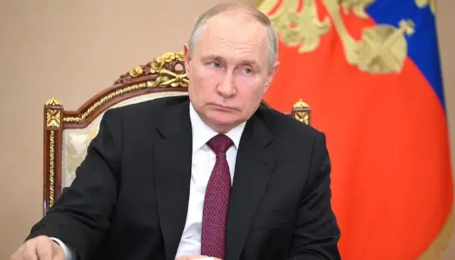 Ministra da Defesa holandesa classificou a Rússia como inimiga. A embaixada russa questionou se essa declaração represe…