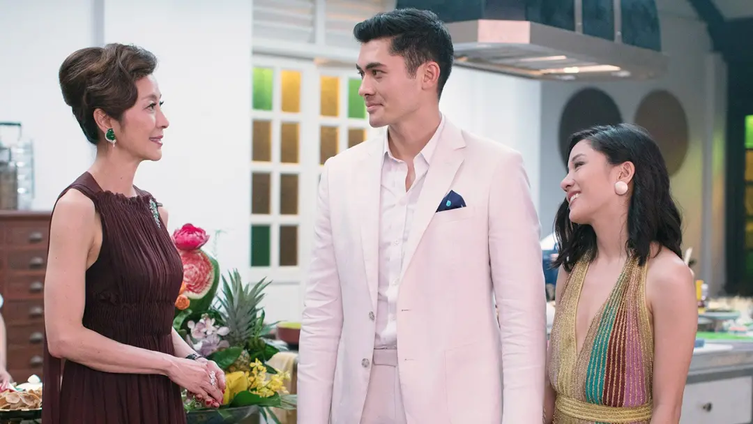 Crazy Rich Asians Series foi aprovada pela HBO, trazendo os atores e equipe da série para o formato de série. É a prime…