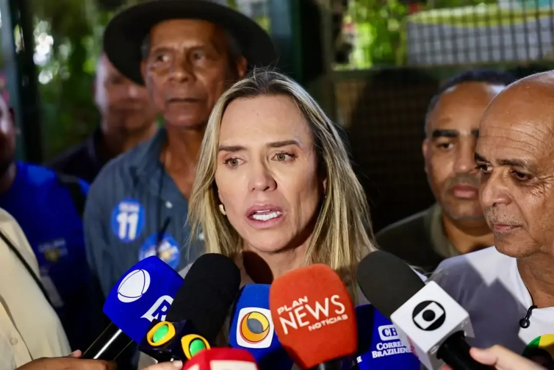 Celina Leão falou em Planaltina sobre obras, emprego e proteção às mulheres para o segundo turno no DF. Focar nessas ár…