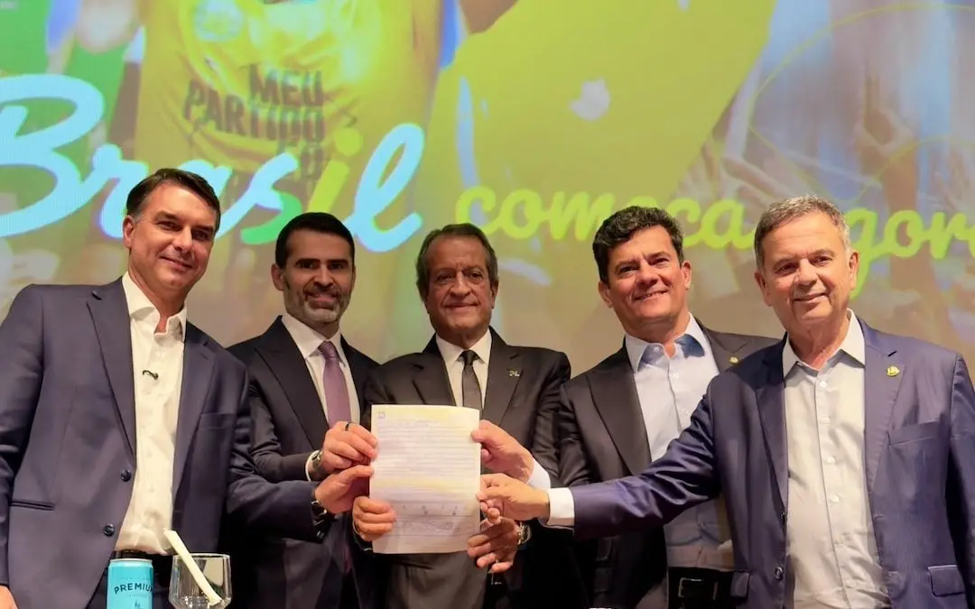 Luís Felipe Cunha, suplente de Sergio Moro, filiou-se ao PL em Brasília, trocando o União Brasil. Mudança de partido as…