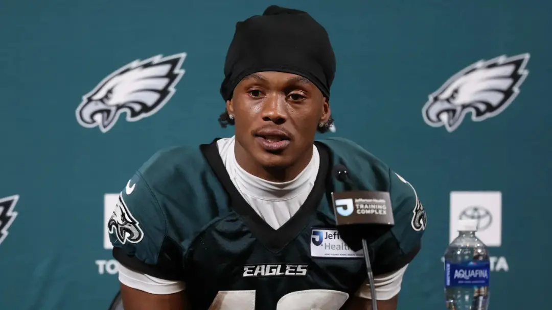 Dontayvion Wicks, recebedor dos Eagles, foi colocado na lista de lesões com uma lesão no isquiotibial. Isso complica o …