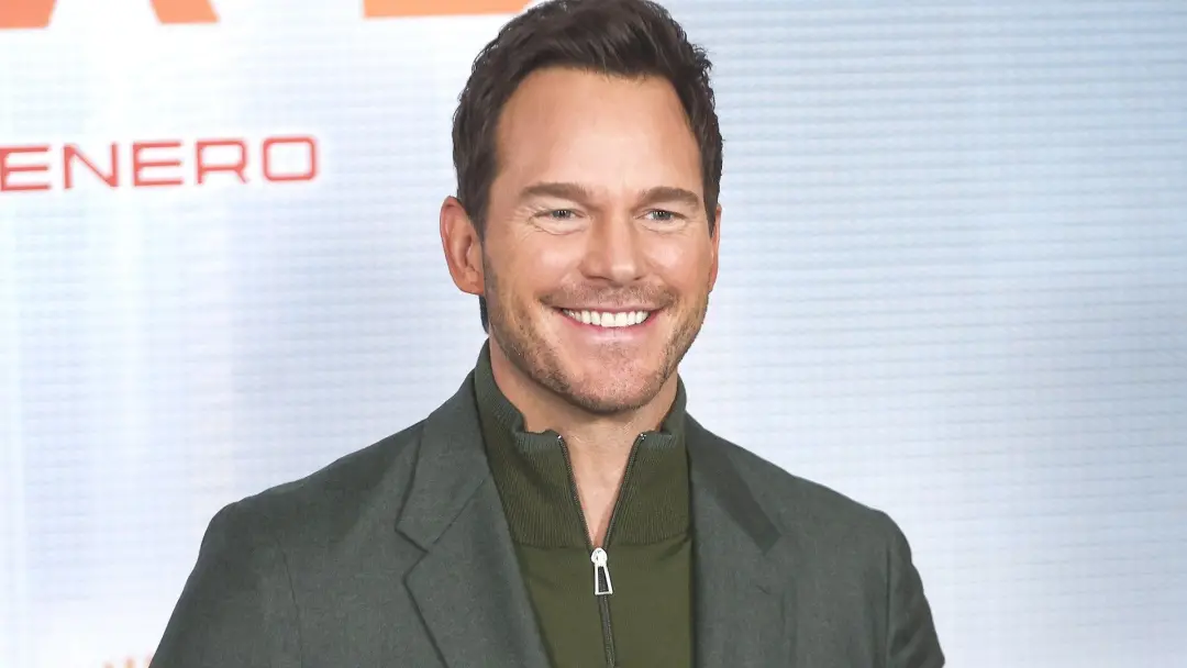 Chris Pratt teve seu thriller de ação classificado como R resgatado como sucesso de streaming, enquanto a espera por um…