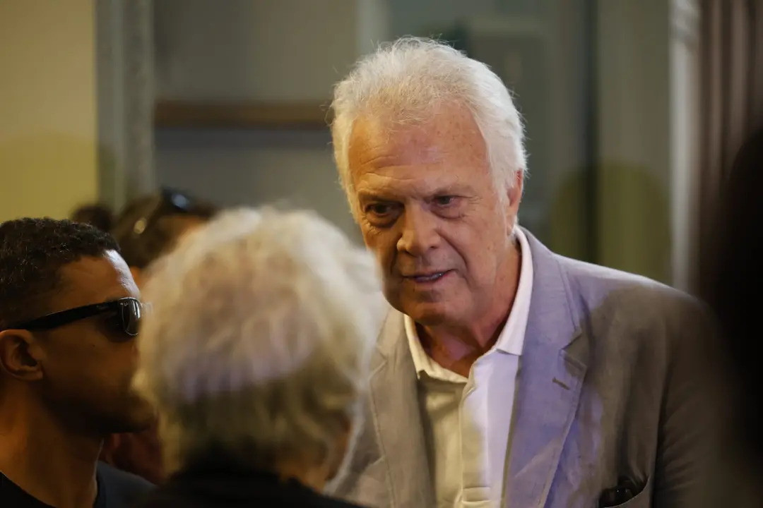 Pedro Bial, 68 anos, tem enfisema pulmonar, uma forma de doença que causa danos permanentes nos pulmões. O tabagismo é …
