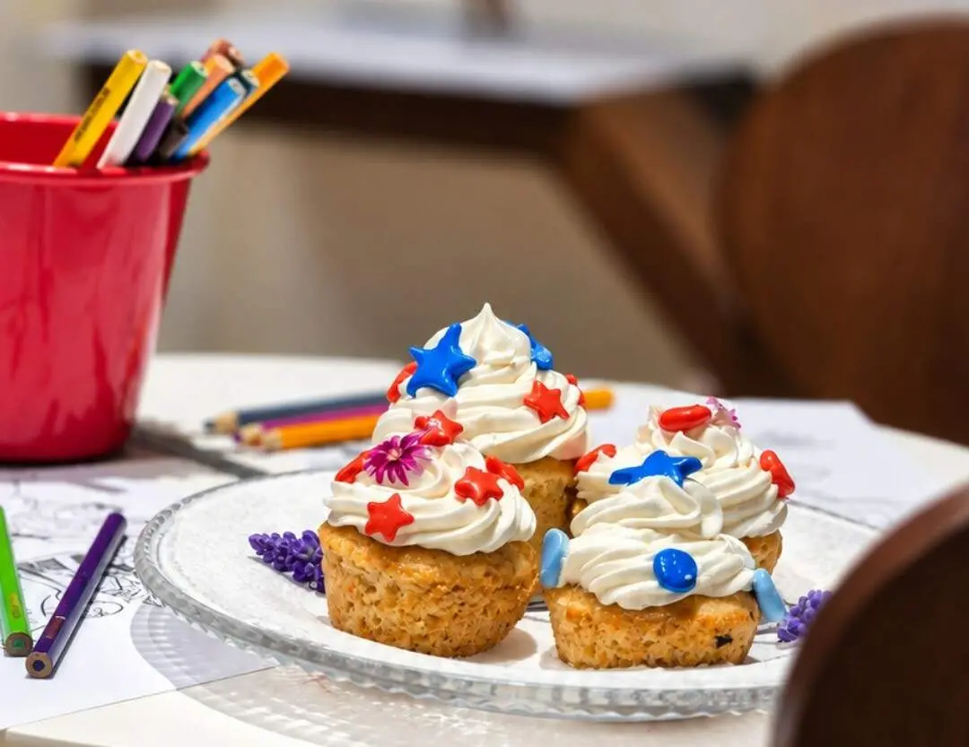 Hilton Porto Alegre teve um café da manhã especial no Dia das Crianças com oficina Mini Chef. Achei interessante ver co…