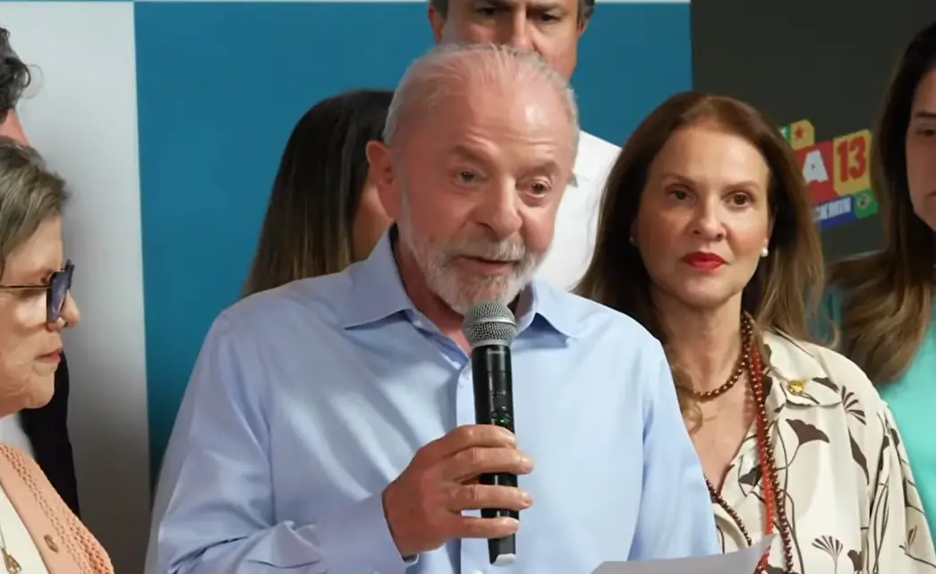 Datafolha aponta Flávio Bolsonaro com 52% contra 48% de Lula no segundo turno. Acredito que a confiança dele na vitória…