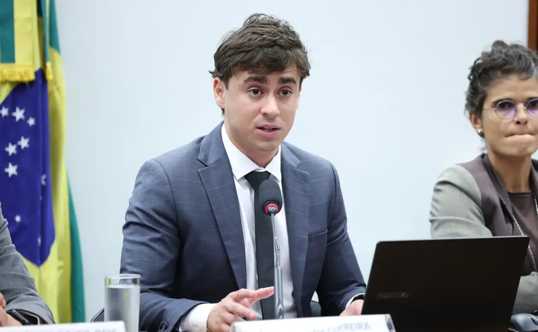 Nikolas Ferreira disse que ouviu relatos de negociação para livrar Alexandre de Moraes de consequências. Defendeu impea…