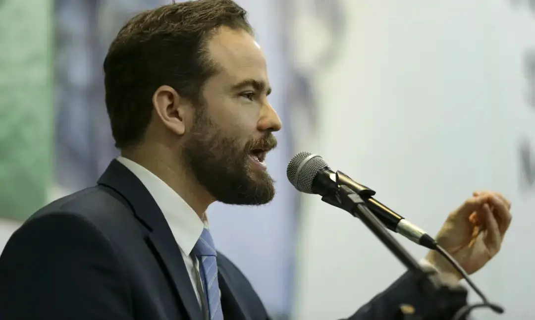 Ministro da Fazenda confirmou que MP do imposto do pecado será enviada ao Congresso depois do segundo turno das eleiçõe…