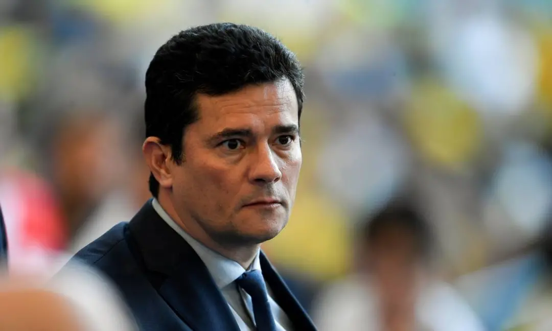 Moro, Zucco e Jorginho pediram votos para Flávio Bolsonaro no segundo turno contra Lula no Sul do país. Eles alegam que…