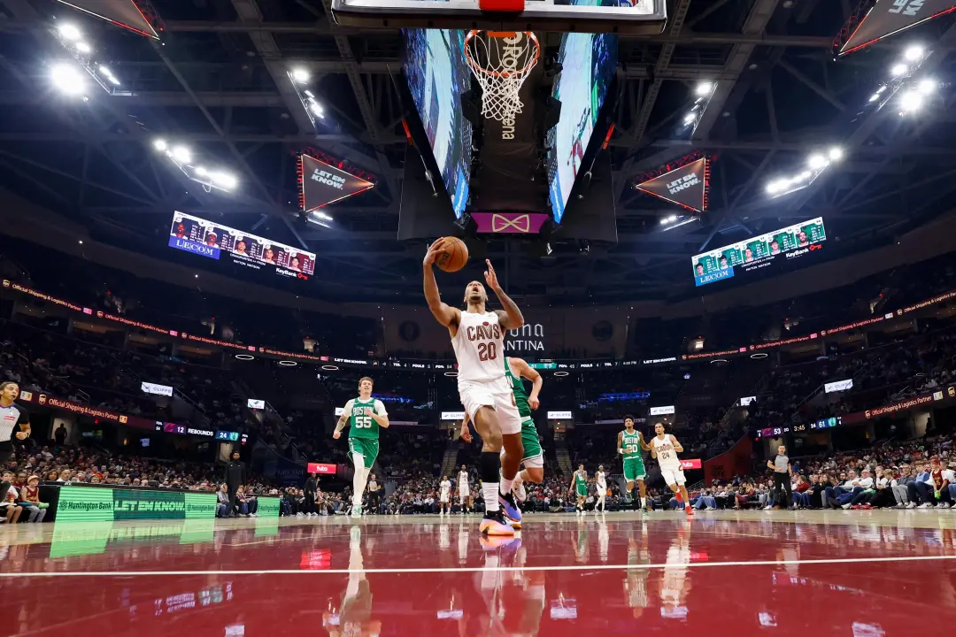 Jaylon Tyson marcou 14 pontos e teve 3 rebotes contra Celtics no jogo de pré-temporada do Cavaliers. Achei que ele most…