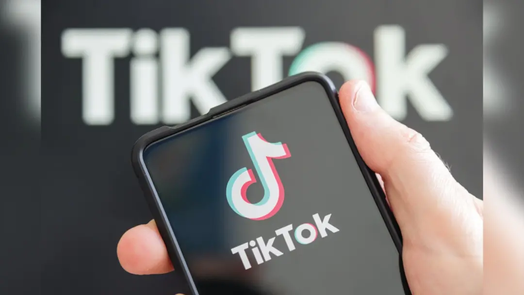 TikTok Shop cresceu 102 vezes em doze meses no Brasil. Essa virada força as lojas grandes a mudar a estratégia, pois a …