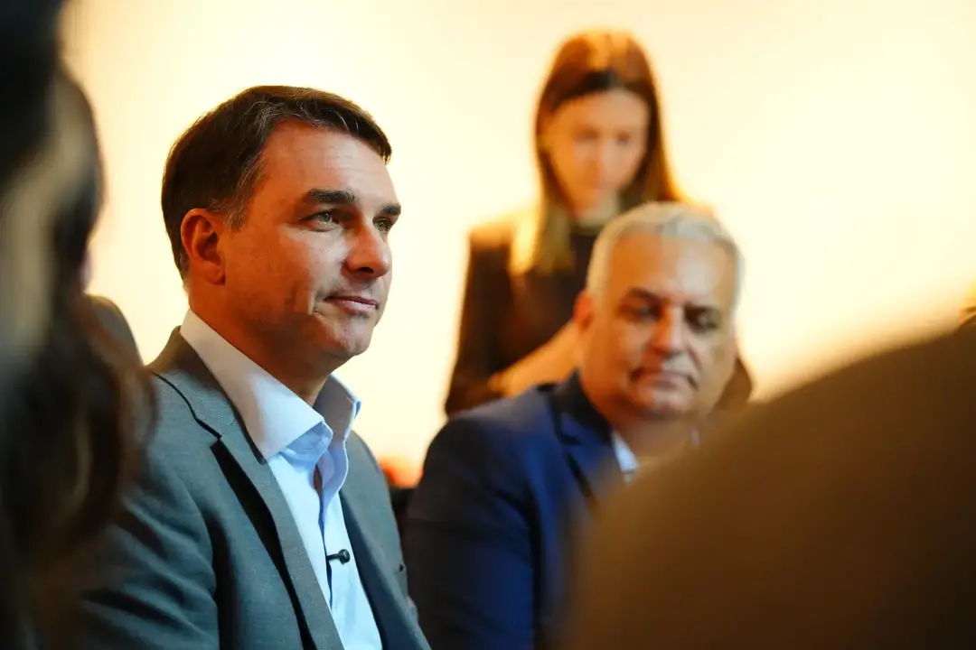 UB PP Republicanos Novo Podemos apoiam o candidato do PL, enquanto o MDB negocia adesão para buscar espaço em um eventu…