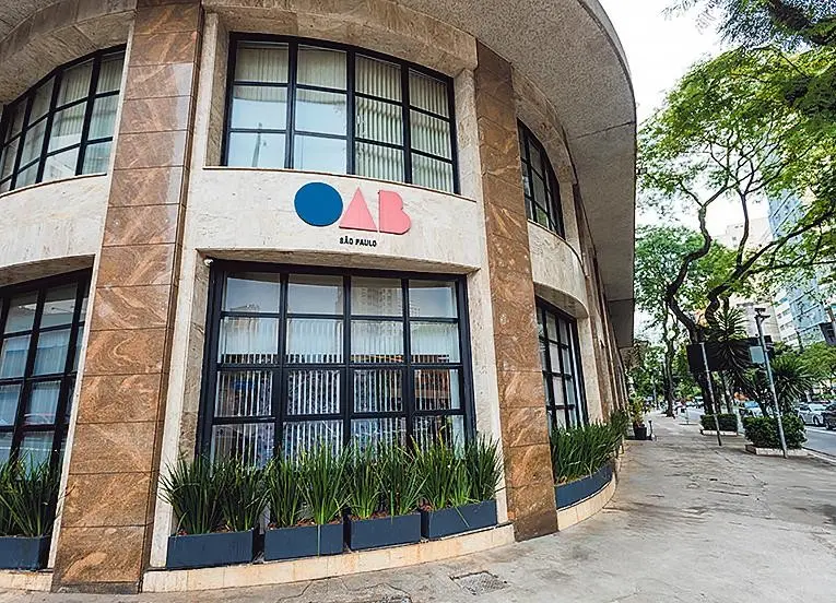 OAB-SP entrou com ação civil pública contra a Enter, pedindo para restringir o uso da legaltech apenas a escritórios de…