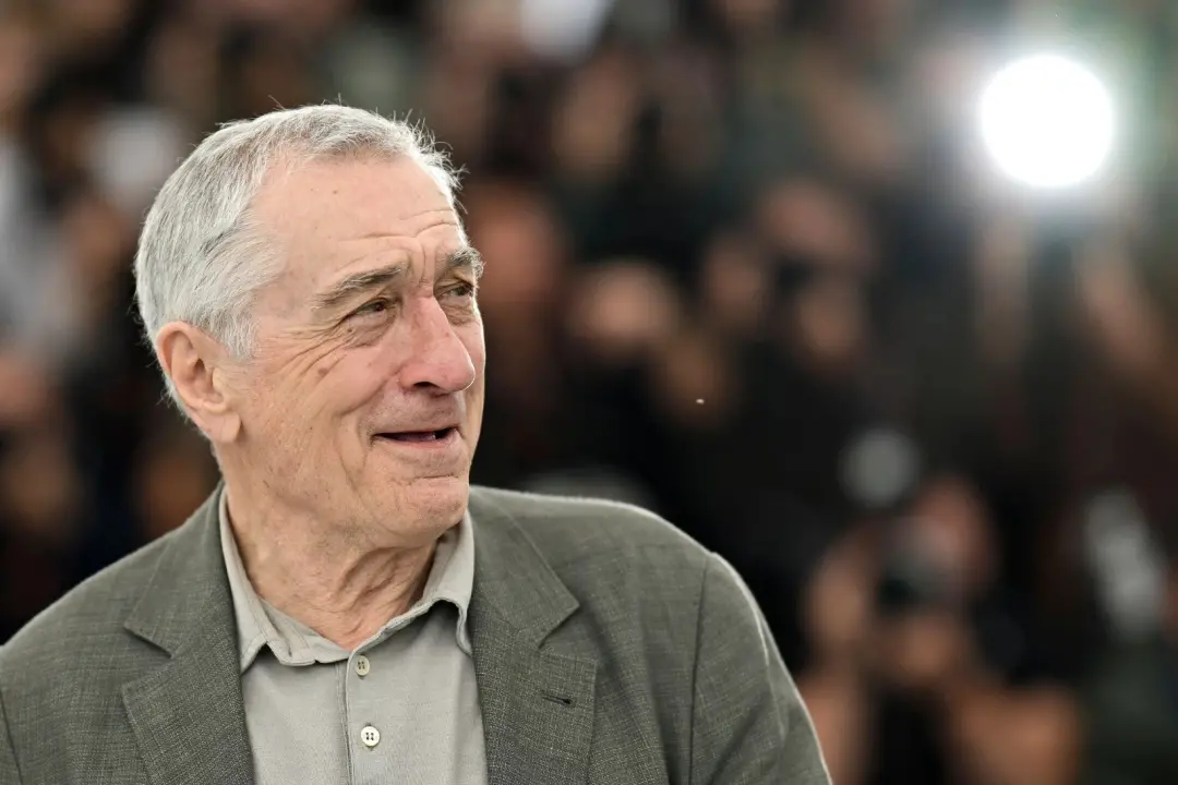 Robert De Niro, com 83 anos, foca na constância do exercício, sem obsessão, usando uma prática tradicional chinesa. Ess…