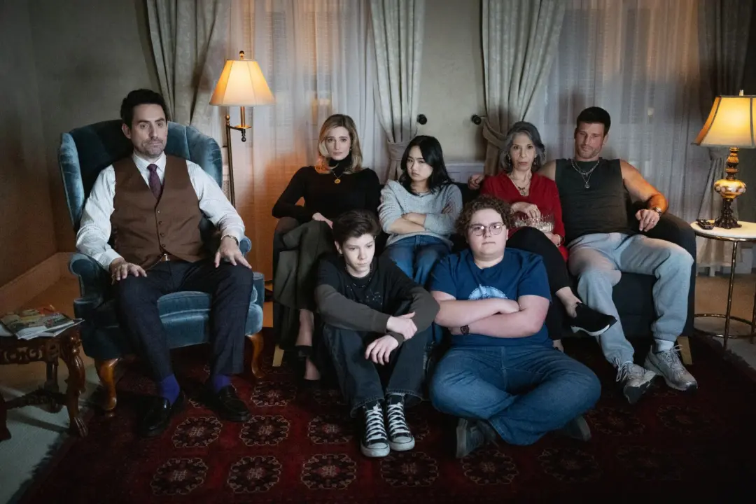 Eternally Yours teve um plot twist forte na estreia, com Max virando vampiro depois que Charles o morde, e a Emma comen…