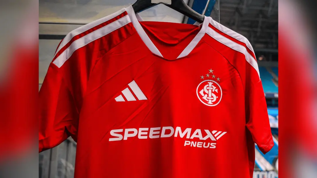 Internacional recebeu bloqueio preventivo da Anvisa em 8 de outubro de 2026 para registrar jogadores. A medida exige au…