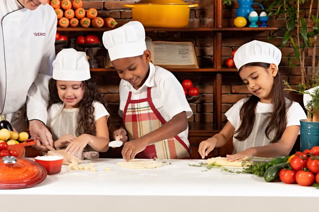 Hotel Fasano Rio de Janeiro vai ter Chef Fasano Bambini no dia 12, com aula prática de culinária para crianças de 5 a 1…