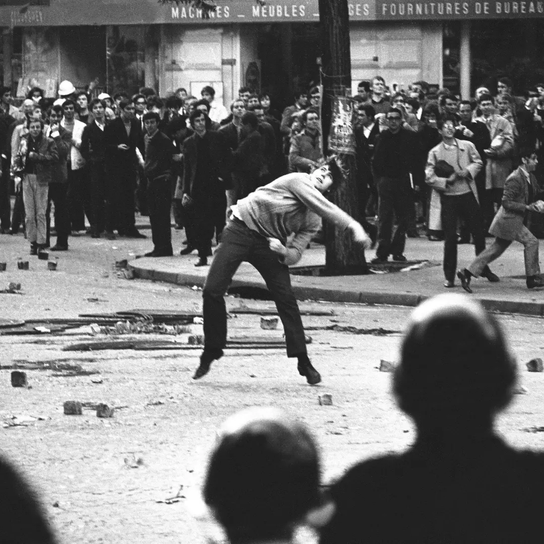 Manifestações de estudantes na França reacenderam um histórico séculos de resistência civil. Eu vejo que é um processo …