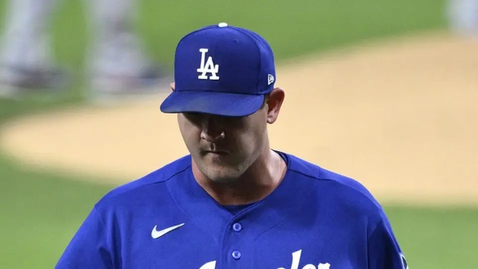 Dodgers chamou Kyle Hurt de Triple-A Oklahoma City antes da série NLCS contra Brewers. Trazê-lo pro time mostra que ele…