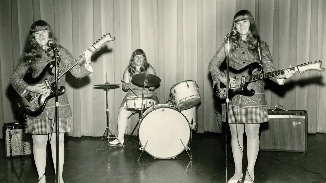 We Are the Shaggs traz a história do grupo de irmãs discordantes, com um trailer de documentário novo. Acho interessant…
