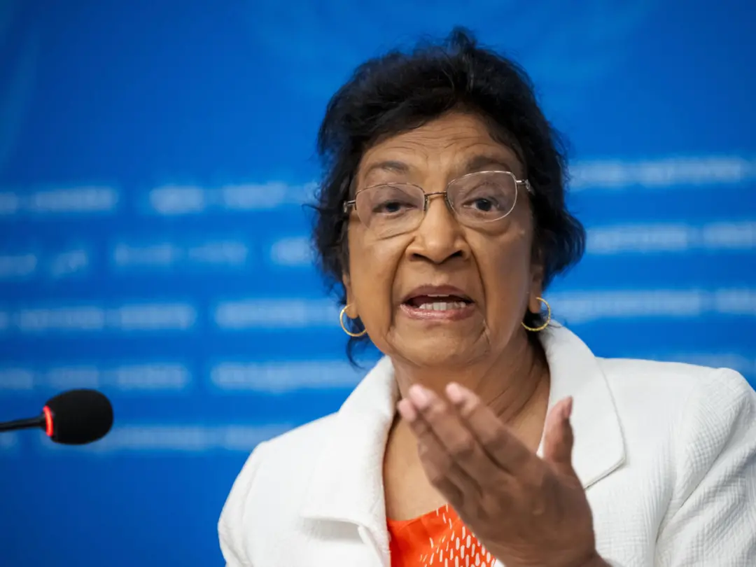 Navi Pillay, jurista sul-africana, recebeu o Nobel da Paz 2026 por seus esforços no direito internacional. É um reconhe…