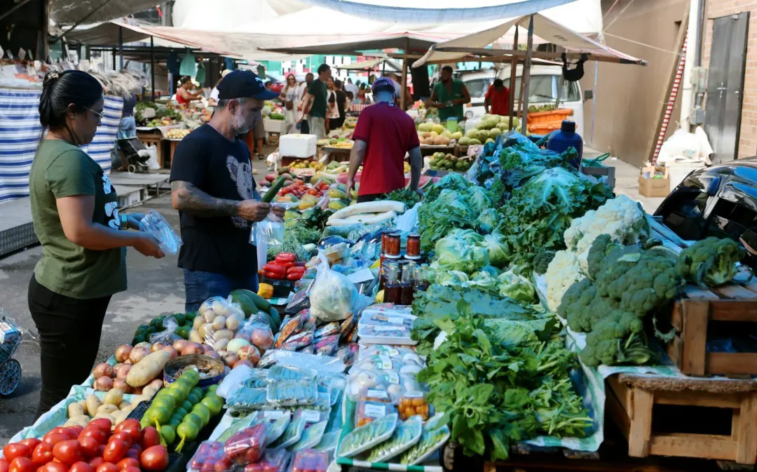 Alimentos e Bebidas subiram 0,83% em setembro, ficando acima da média esperada pelos economistas. A alta na alimentação…