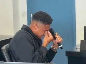 Victor Gabriel foi liberado para jogar após o STJD aceitar o pedido do Inter e reduzir a pena. Pelo menos isso mostra q…