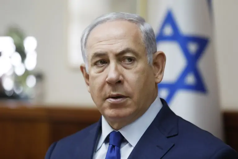Netanyahu convidou Flávio Bolsonaro para visitar Israel para renovar amizade entre os países. Se o Flávio vencer, o Bra…