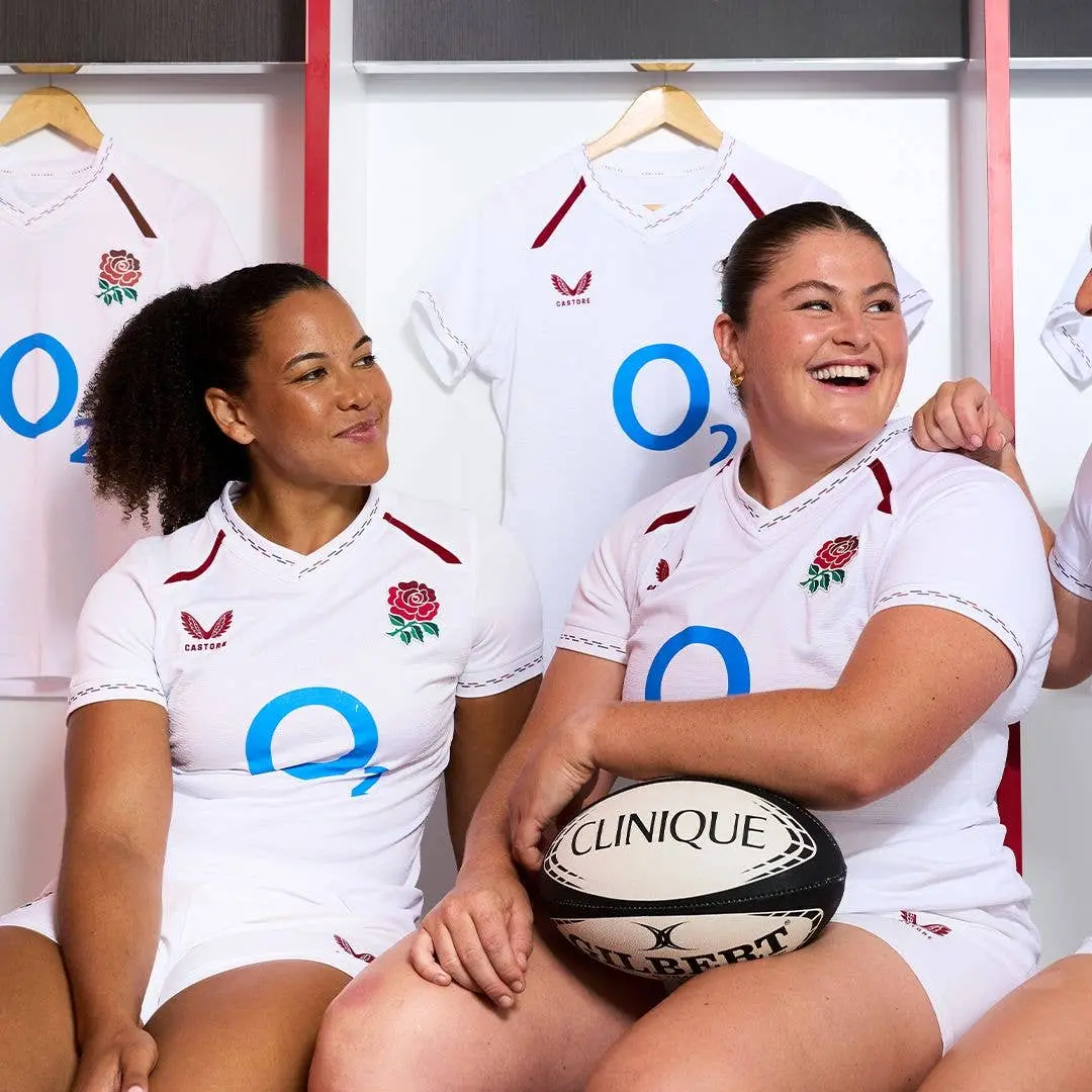 Abi Burton, Maud Muir e Tatyana Heard conversaram sobre a ascensão do rugby feminino na Inglaterra. É legal ver a garra…