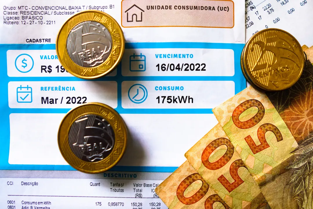 Inflação subiu 0,82% em setembro, passando da meta de 4,5% do CMN. O aumento veio muito da conta de energia elétrica e …