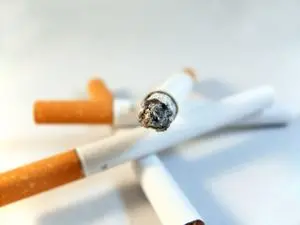 Anvisa abre consulta para troca das imagens de alerta em cigarros. É importante ponderar como essas alterações podem af…