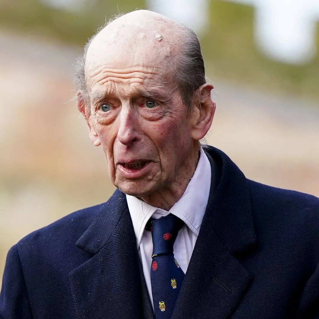 Duke of Kent luto hoje em um dia de marco importante. É difícil conciliar celebrações com momentos de tamanha perda. Po…