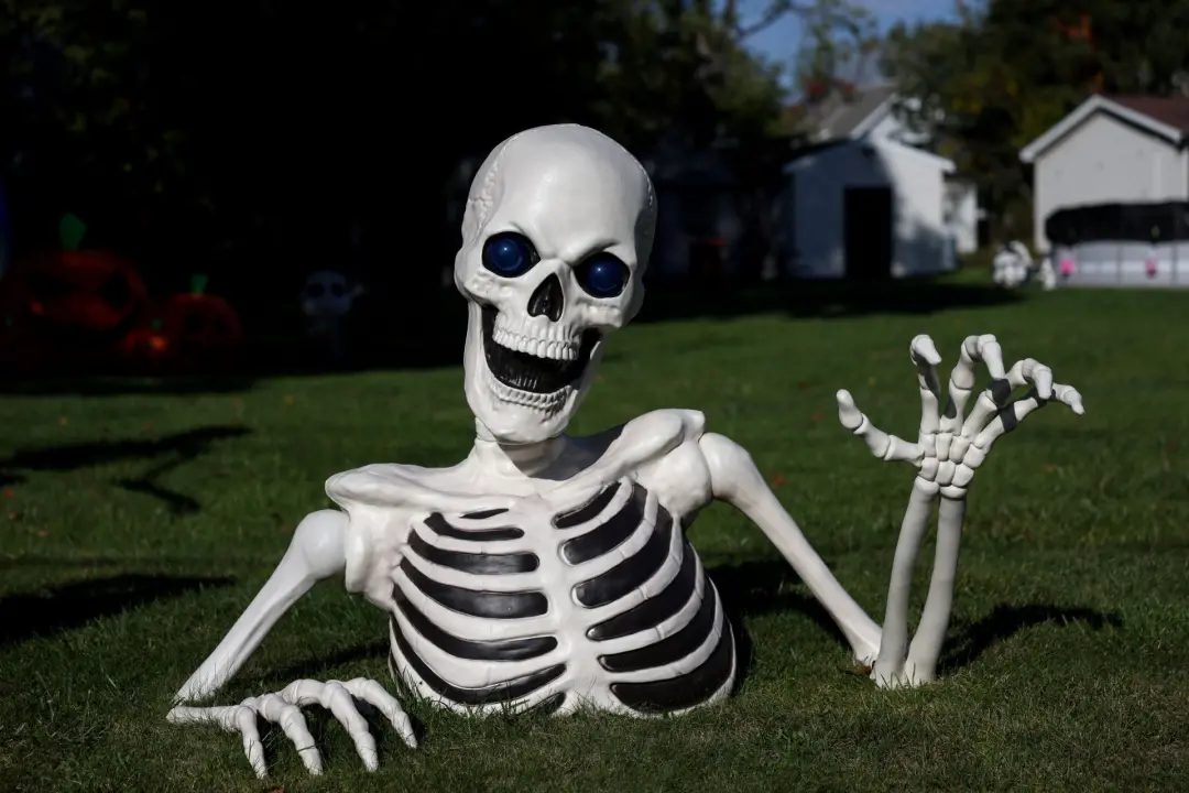 Quase metade dos americanos, 47%, usa IA pra planejar compras de Halloween nos EUA. A IA ajuda mais no brainstorming de…