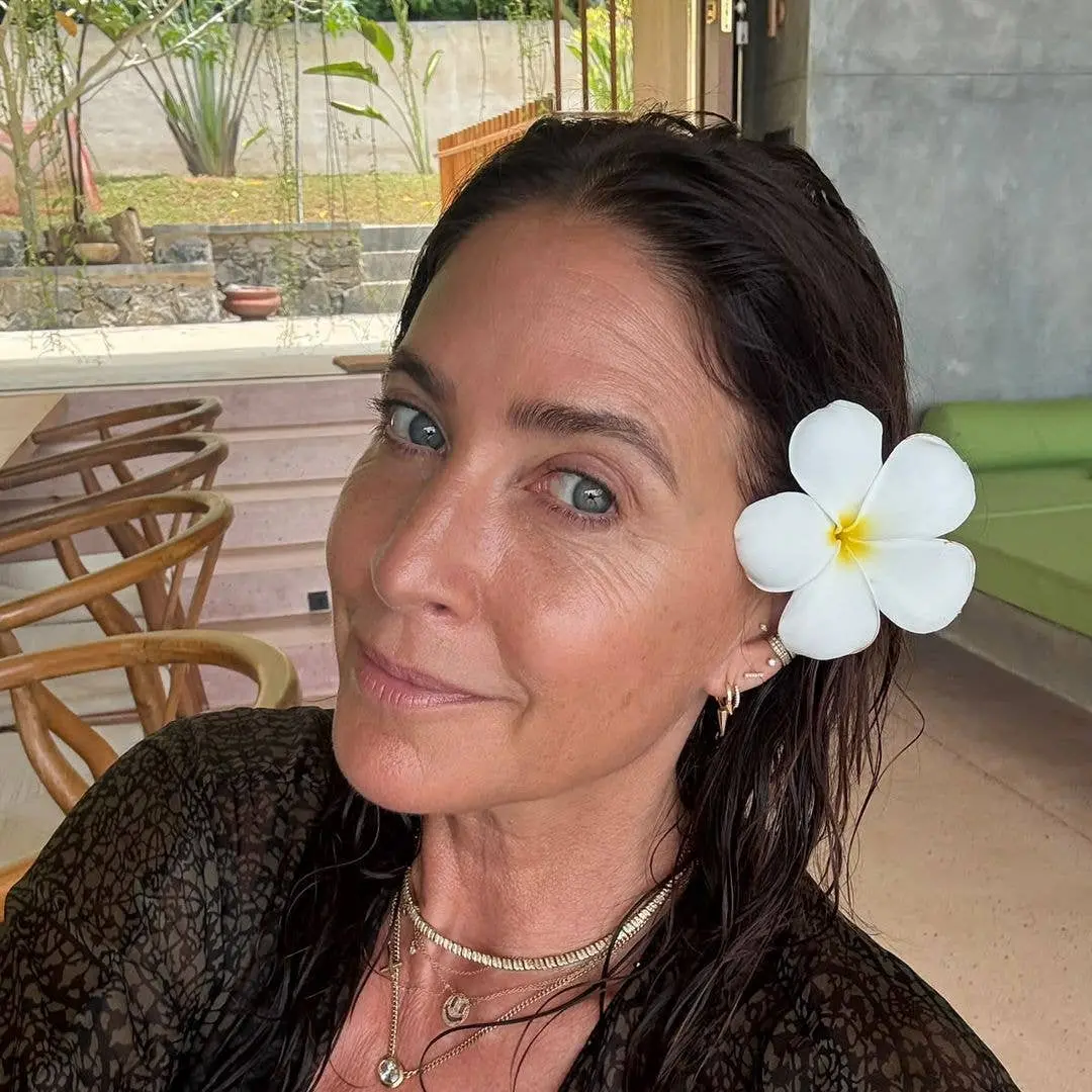 Lisa Snowdon disse que aceitação transformou sua vida depois dos 50 anos. Ver alguém encontrar paz assim, reconhecendo …