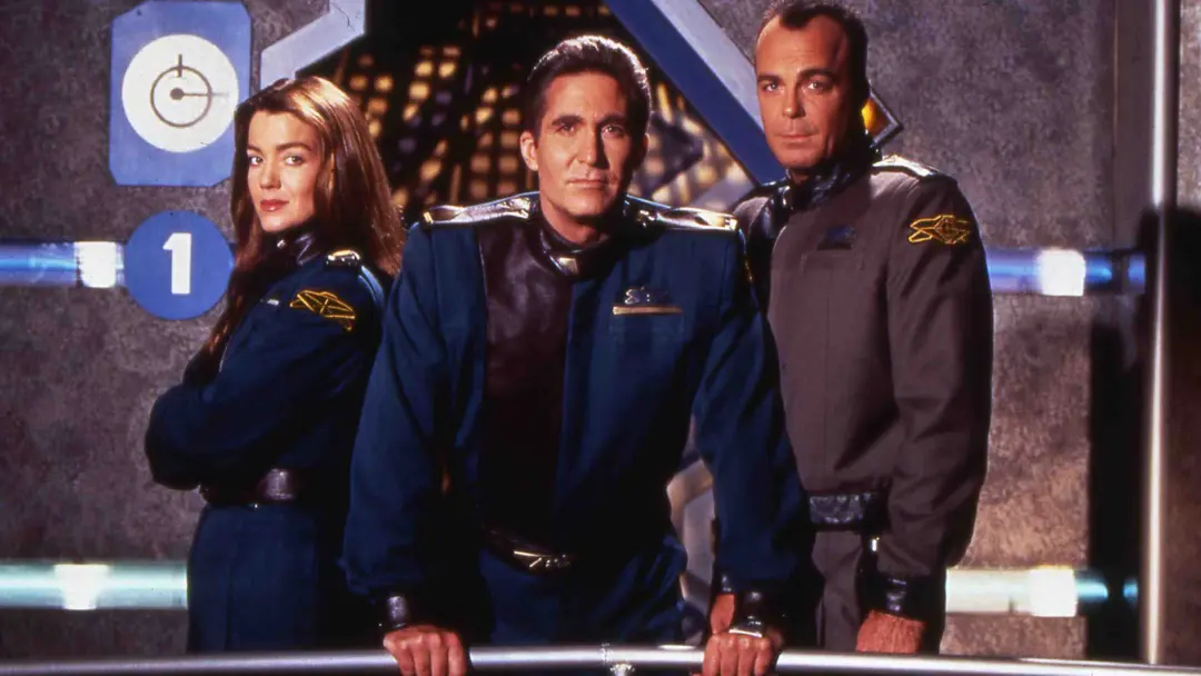Babylon 5, série cult dos anos 90, tem a ambição de um reboot live action. O apelo político e a complexidade da obra me…