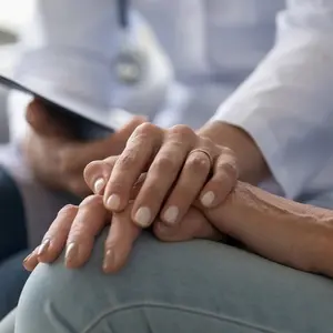 Seis cuidados paliativos ajudam a manter a qualidade de vida do paciente. A cooperação entre a equipe e a família faz t…