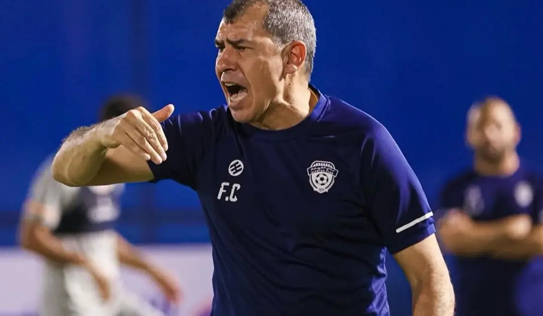 Corinthians sondou Carille, técnico do sub-20, para substituir Diniz, já que a negociação com Ramón Díaz não avançou. O…