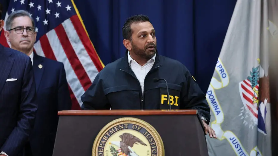 Kash Patel anunciou a prisão de mais um suspeito ligado ao grupo de hackers ShinyHunters, investigado por um vazamento …
