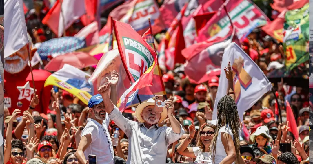 Ceilândia, DF, palco de ato onde Lula defendeu o fim da escala 6x1, reforçando a PEC que propõe cinco dias de trabalho …