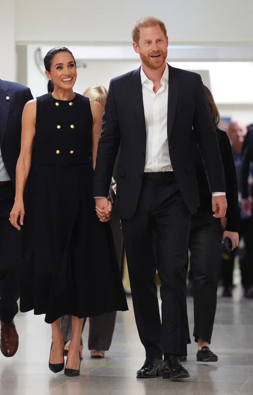 Prince Harry e Meghan Markle não passarão o Natal com a família real, seguindo o distanciamento que começou quando eles…