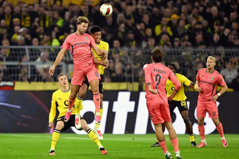 Fuellkrug marcou um empate em Dortmund após o Werder Bremen fazer dois gols no fim, fechando em 2 a 2. É frustrante per…
