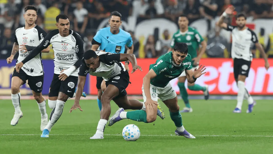 Palmeiras reduz a chance do Flamengo ser campeão, passando de 21,2% para 34,7% com a vitória por 1 a 0 sobre o Bahia. E…