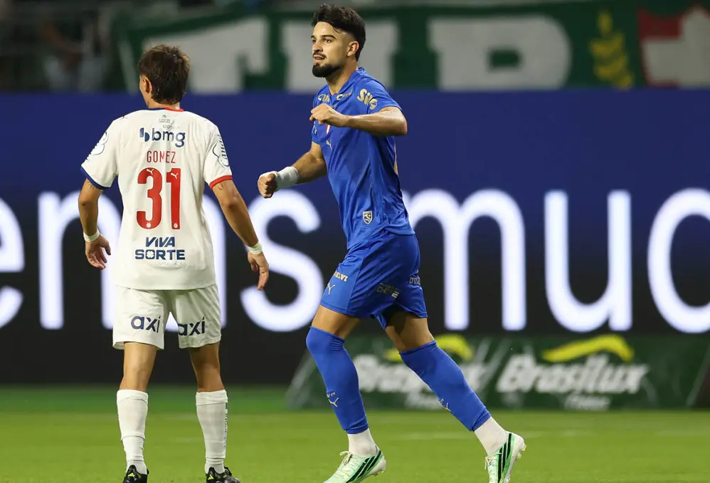 Vitoria de 1 a 0 do Palmeiras contra o Bahia fez a chance de titulo subir de 21,6 para 34,7. A aproximação diminuiu mui…