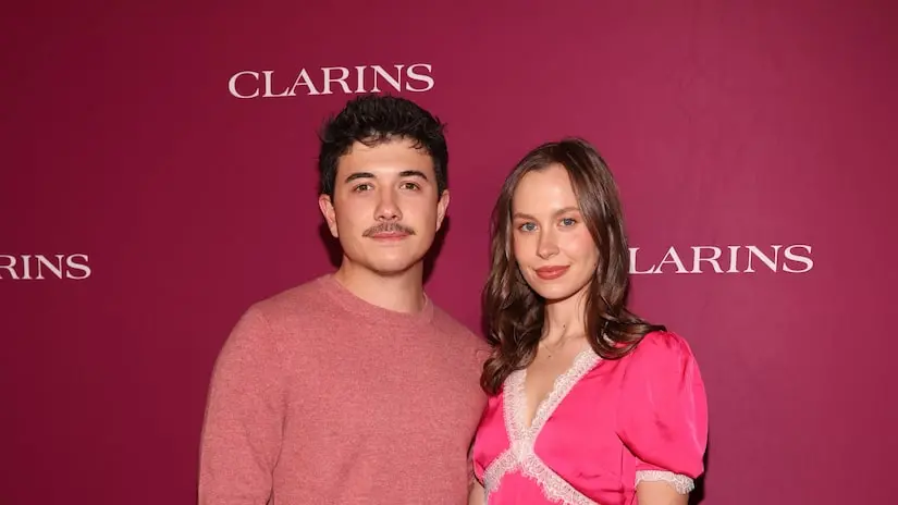Bradley Steven Perry e a esposa Natasha Bure receberam a primeira filha, a menina Winnie Helaine. Fico feliz por eles, …