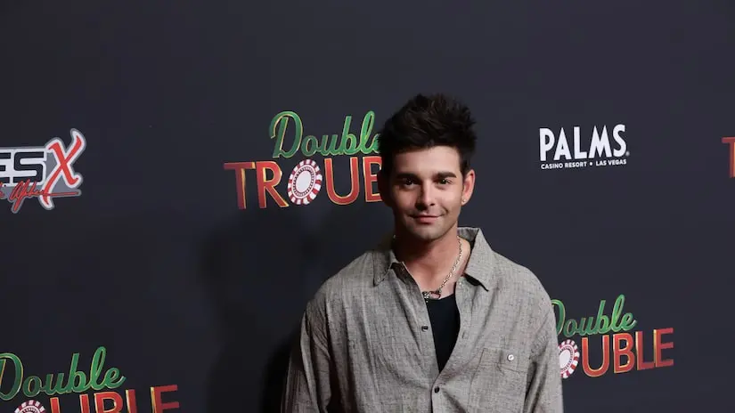 Double Trouble, filme de comedia de assalto, vai estrear dia 9 de outubro com Violet McGraw e Jack Griffo no Los Angele…