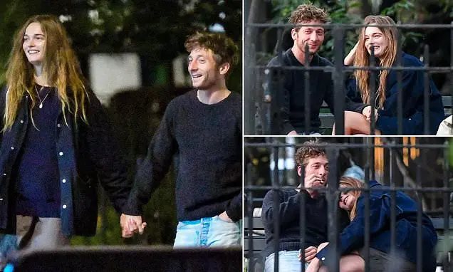 Jeremy Allen White, 35 anos, e Lulu Tenney, 25 anos, foram vistos trocando demonstrações de afeto em um parque de Nova …