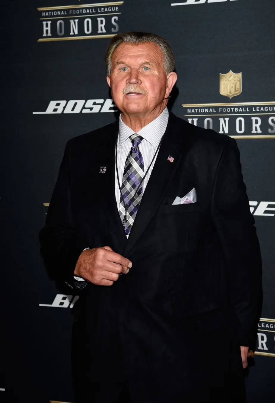 Mike Ditka, ícone do futebol americano, faleceu aos 86 anos. A partida de uma figura que tocou tantas vidas no esporte …