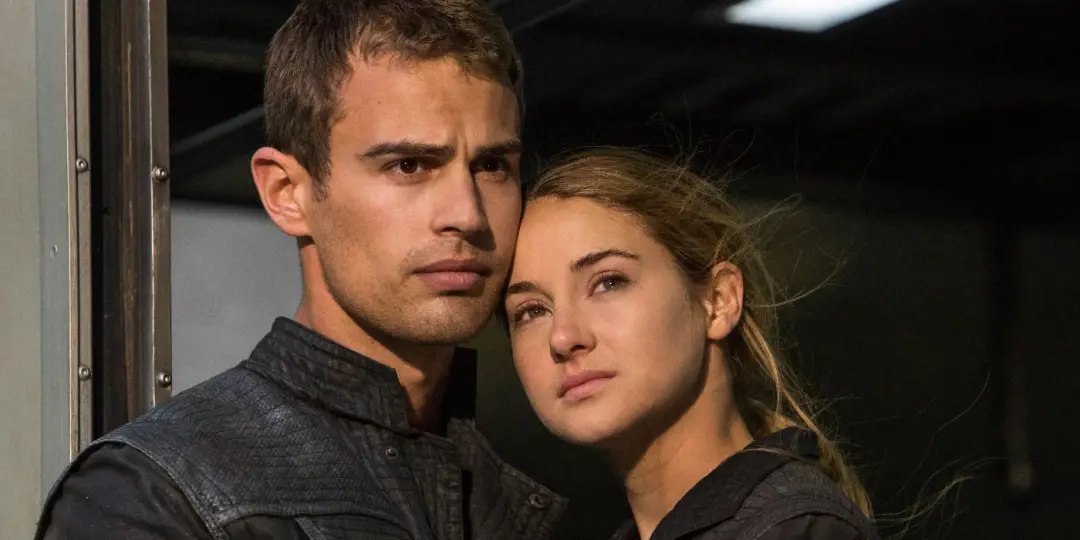 Veronica Roth e seus livros de distopia, que deram origem a três filmes, vão voltar com uma nova versão. A volta dessas…