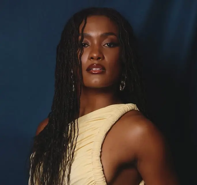 Erika Januza vai gravar a sexta temporada de Arcanjo renegado no Globoplay. A atriz assume o papel de Sarah, irmã do pr…